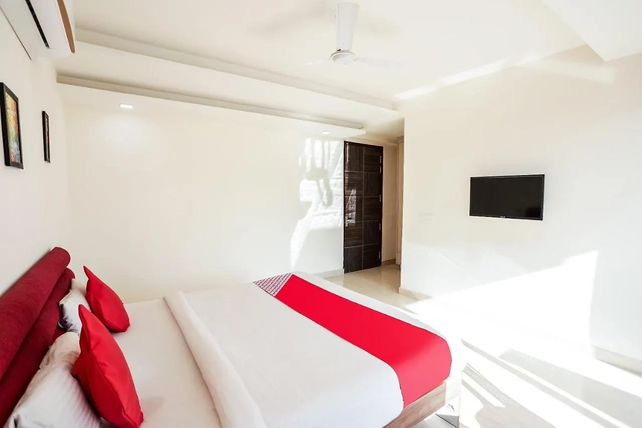 Oyo 65118 Hotel Vatika Gurgaon 3*,  India